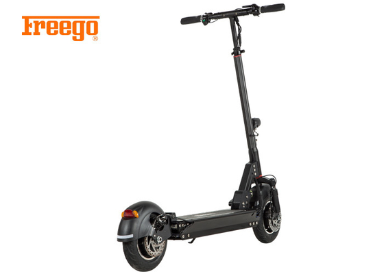 1600W High Speed ​​Podwójny silnik elektryczny skuter Aluminium Materiał 40-60 km Zasięg
